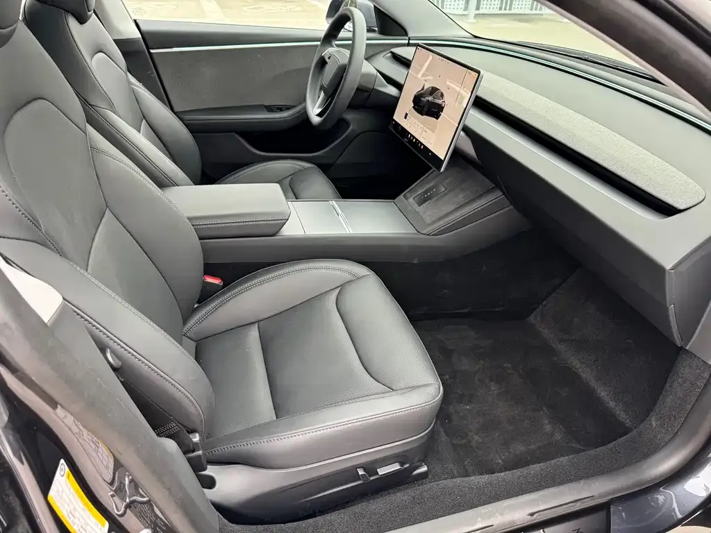 Tesla Model 3 2024 из CN, фото 10