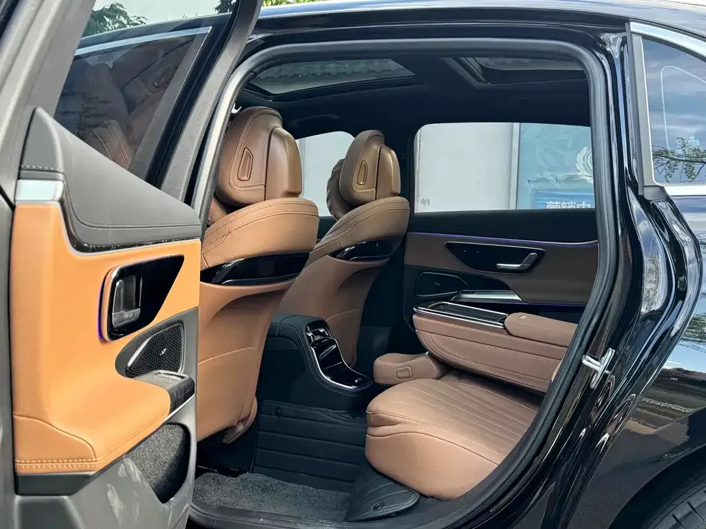 Mercedes-Benz E-Class 2024 из CN, фото 4