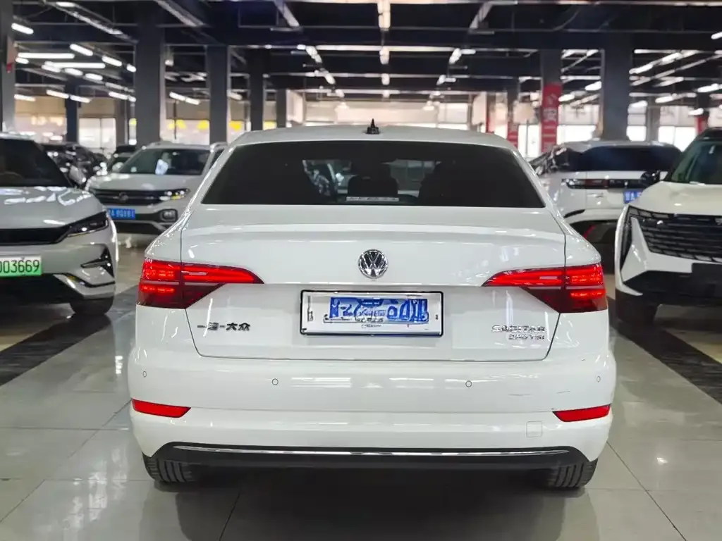 Volkswagen Sagitar 2022 из CN, фото 5