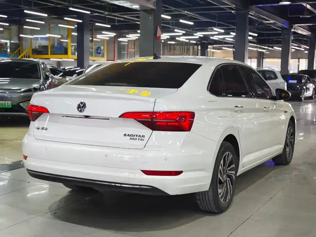 Volkswagen Sagitar 2022 из CN, фото 9