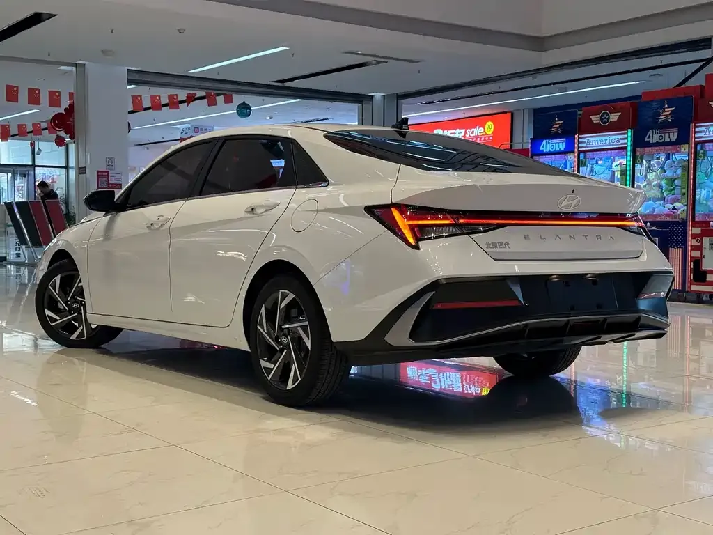 Hyundai Elantra 2024 из CN, фото 5