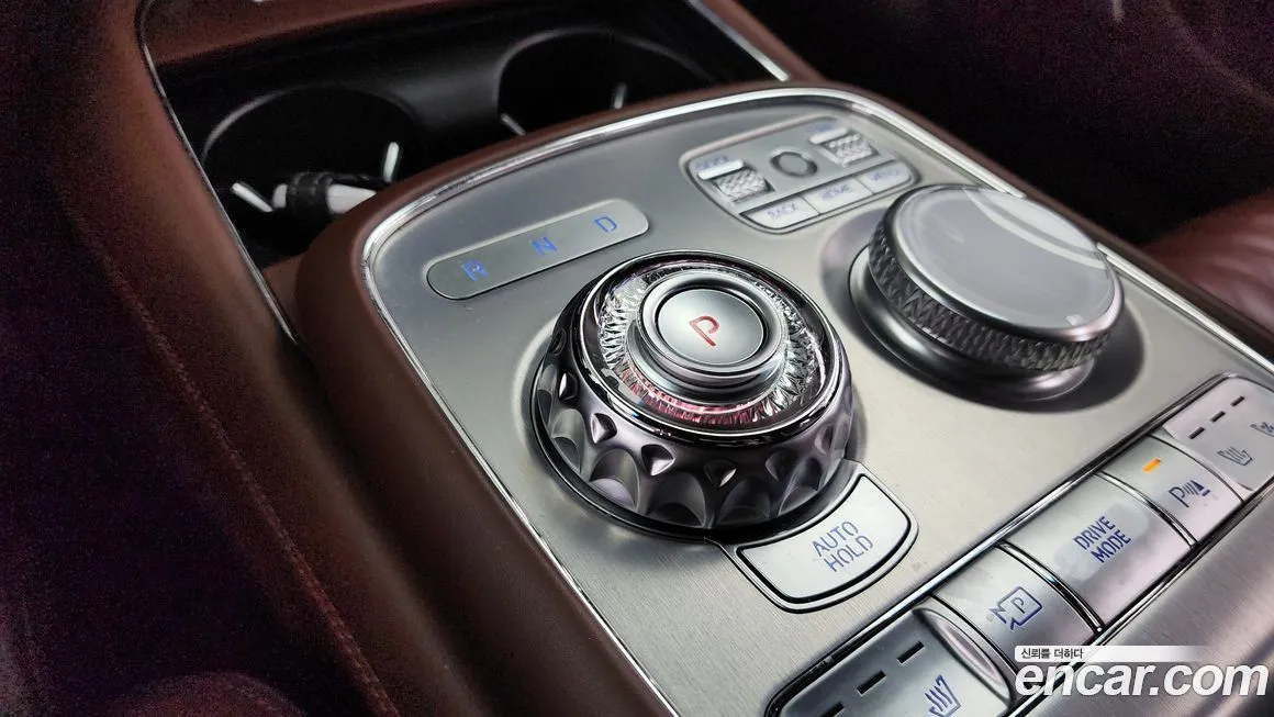 Genesis G90 — фото 9