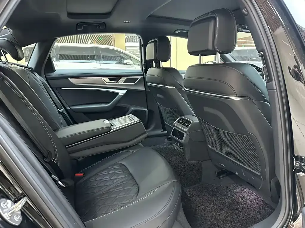 Audi A6L 2026 из CN, фото 3
