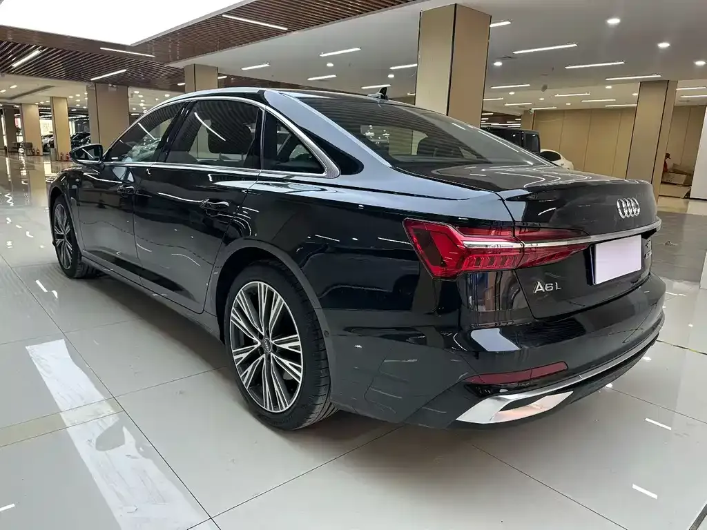 Audi A6L 2026 из CN, фото 4