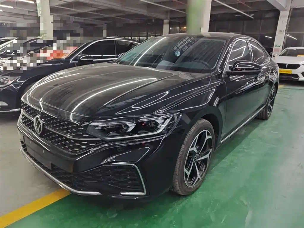Volkswagen Passat 2023 из CN, фото 1