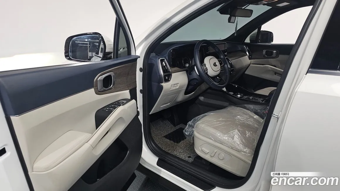 Kia Sorento — фото 10