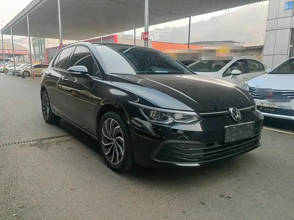 Volkswagen Golf 2023 из CN, фото 3