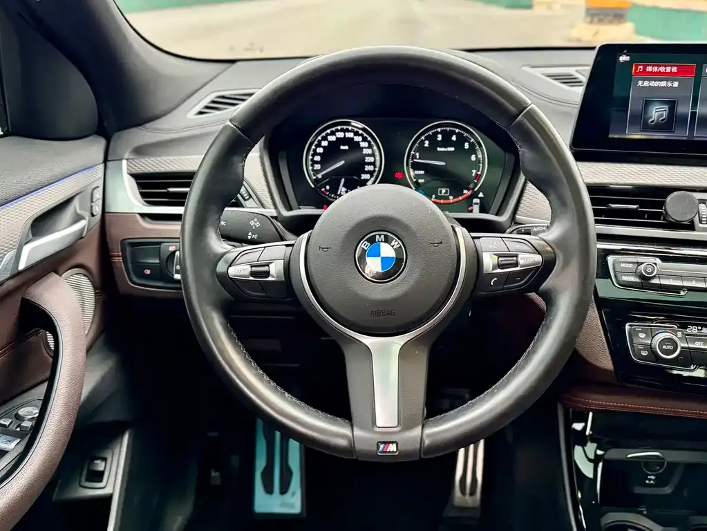 BMW X2 2022 из CN, фото 3