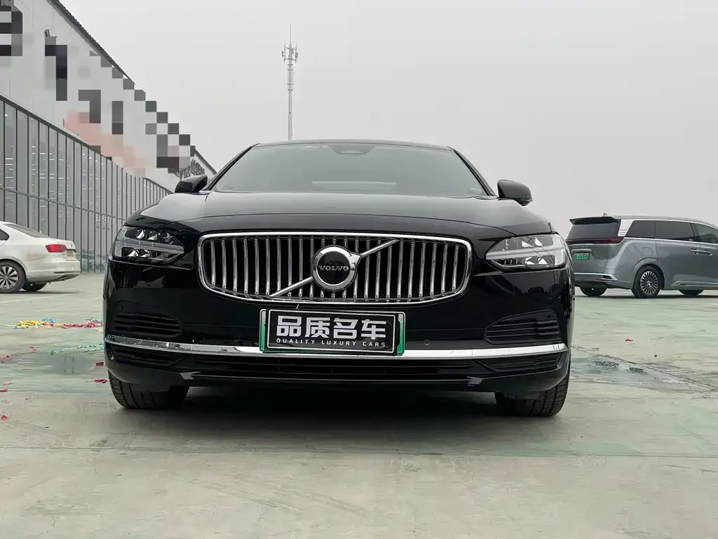 Volvo S90 PHEV 2023 из CN, фото 3