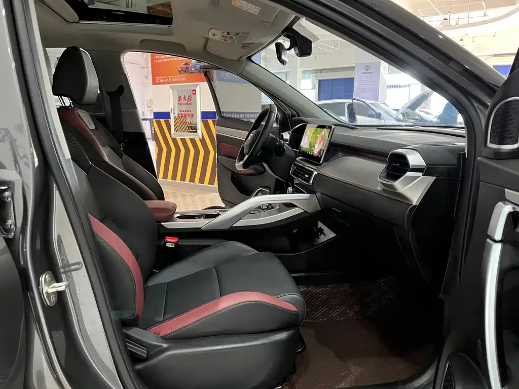 Geely Binyue 2021 из CN, фото 3