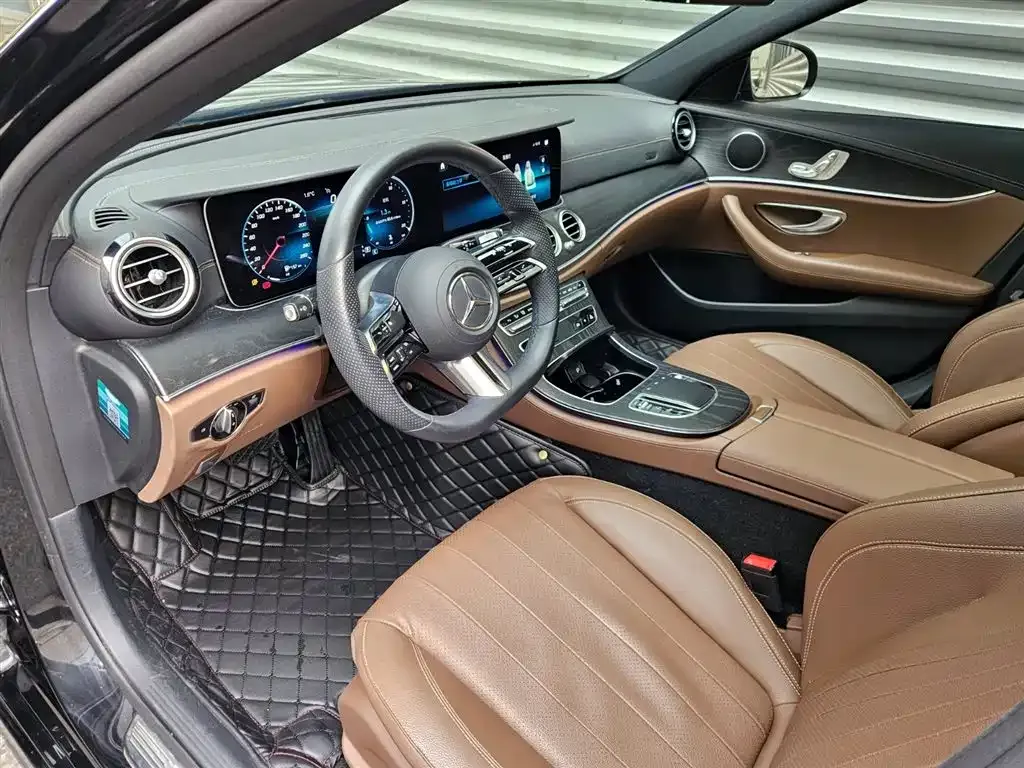 Mercedes-Benz E-Class (Import) — фото 4