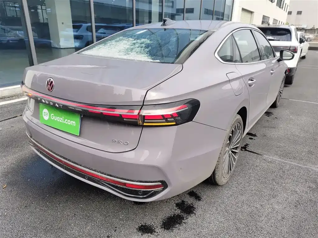Volkswagen Passat 2024 из CN, фото 10