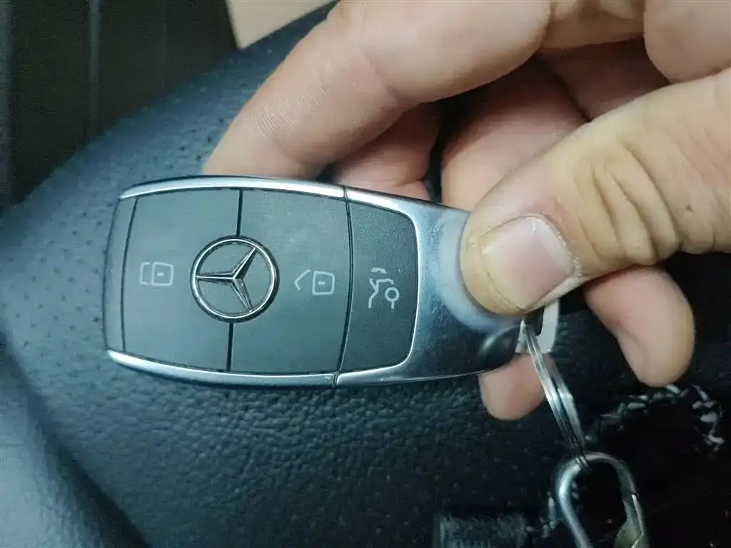 Mercedes-Benz C-Class 2021 из CN, фото 2