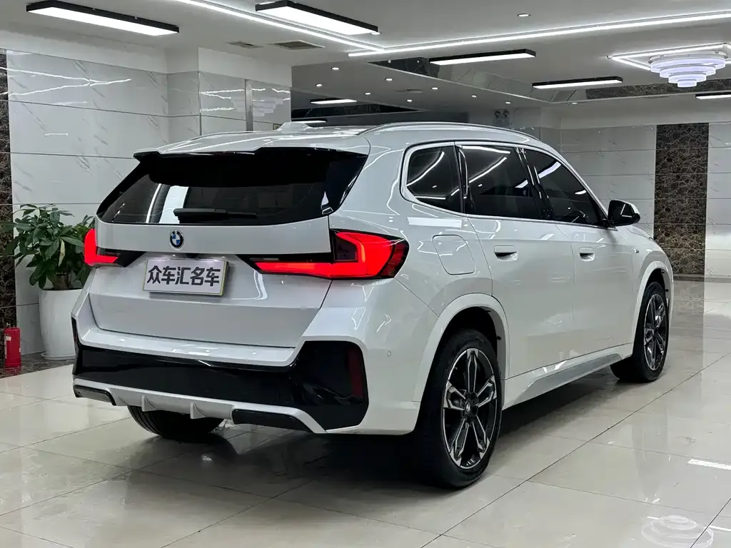 BMW X1 2023 из CN, фото 3