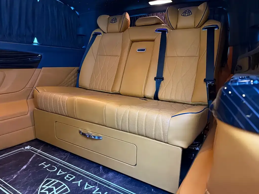 Mercedes-Benz Vito 2023 из CN, фото 2