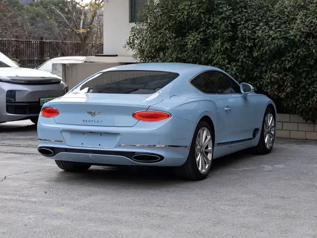 Bentley Continental 2021 из CN, фото 3