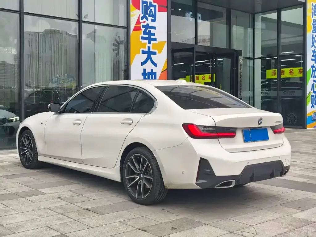 BMW 3 Series 2023 из CN, фото 4