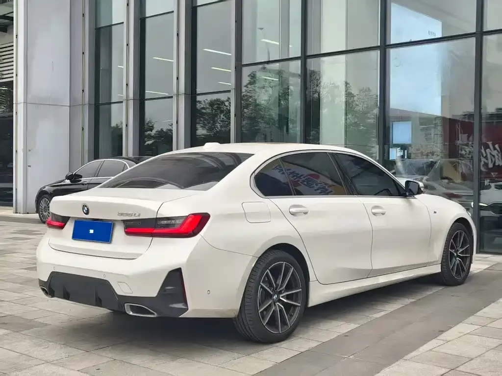 BMW 3 Series 2023 из CN, фото 5