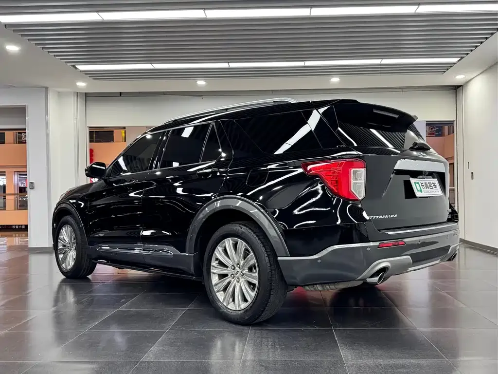 Ford Explorer 2021 из CN, фото 2