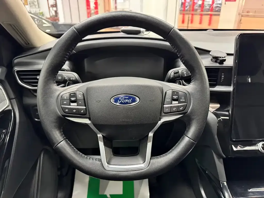Ford Explorer 2021 из CN, фото 9