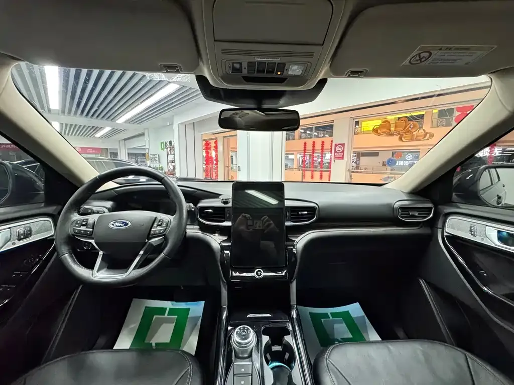 Ford Explorer 2021 из CN, фото 6