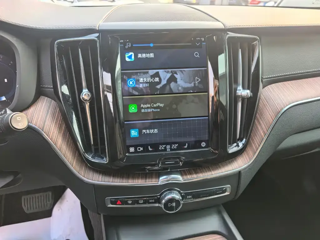 Volvo XC60 2022 из CN, фото 2