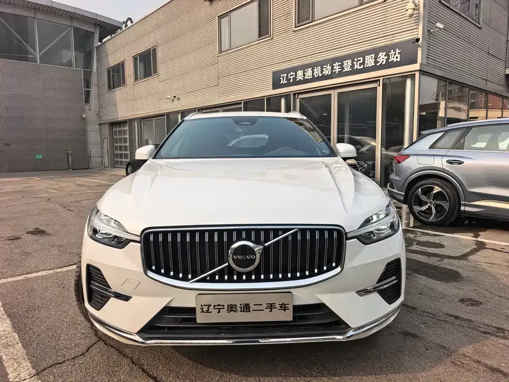 Volvo XC60 2022 из CN, фото 5