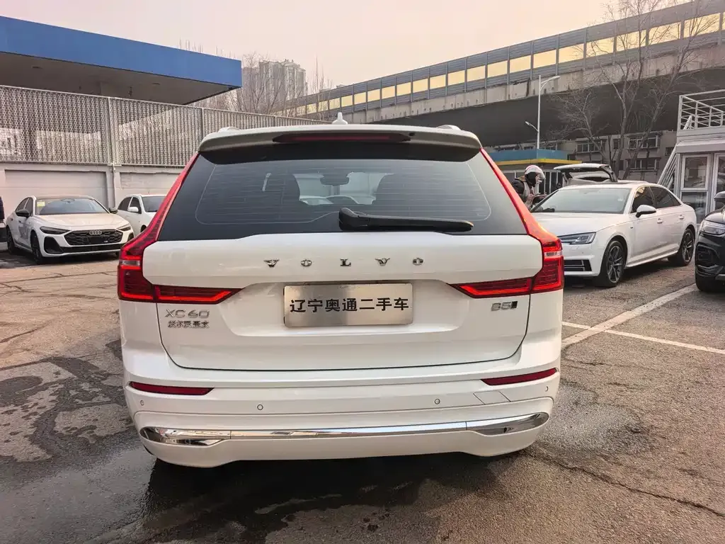 Volvo XC60 2022 из CN, фото 3