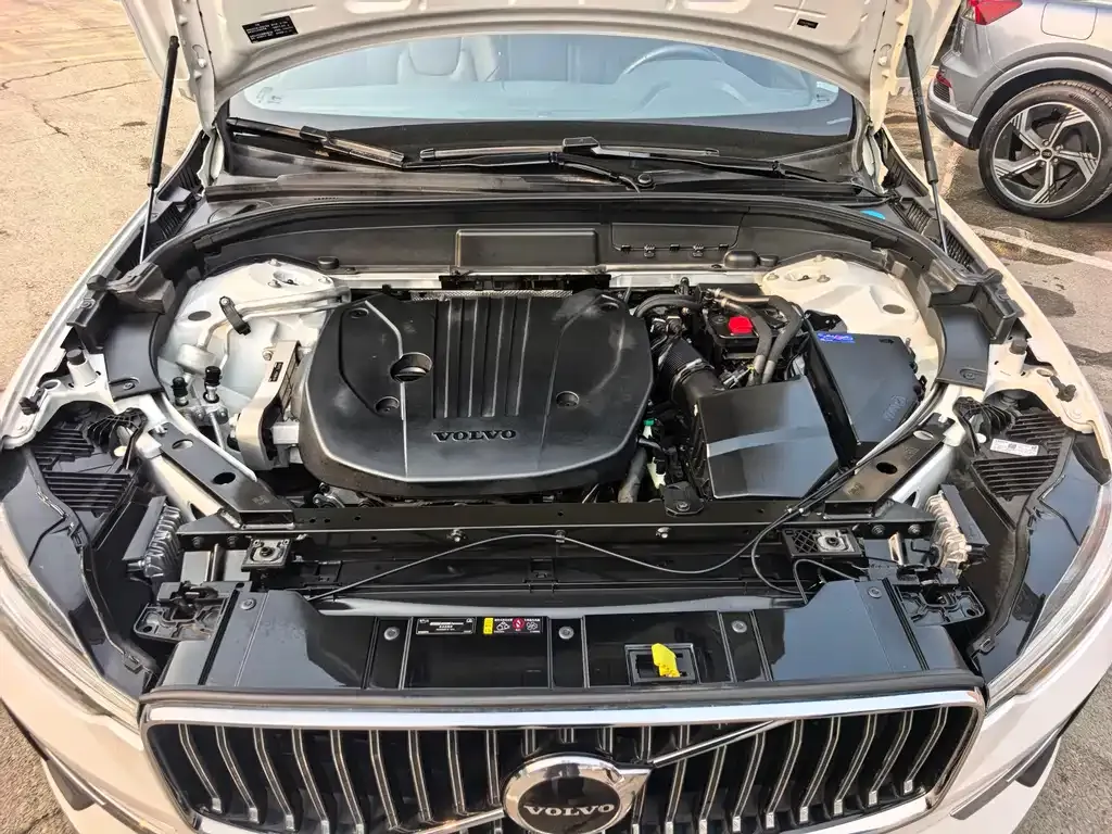 Volvo XC60 2022 из CN, фото 4