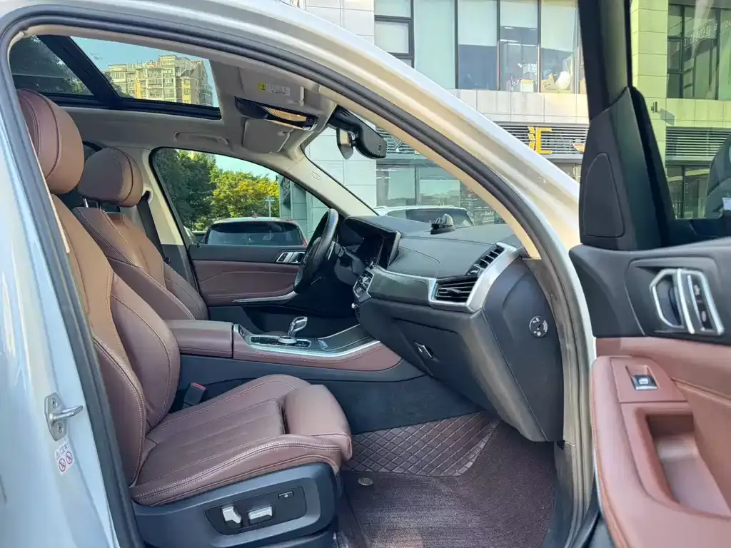 BMW X5 (Import) 2021 из CN, фото 2