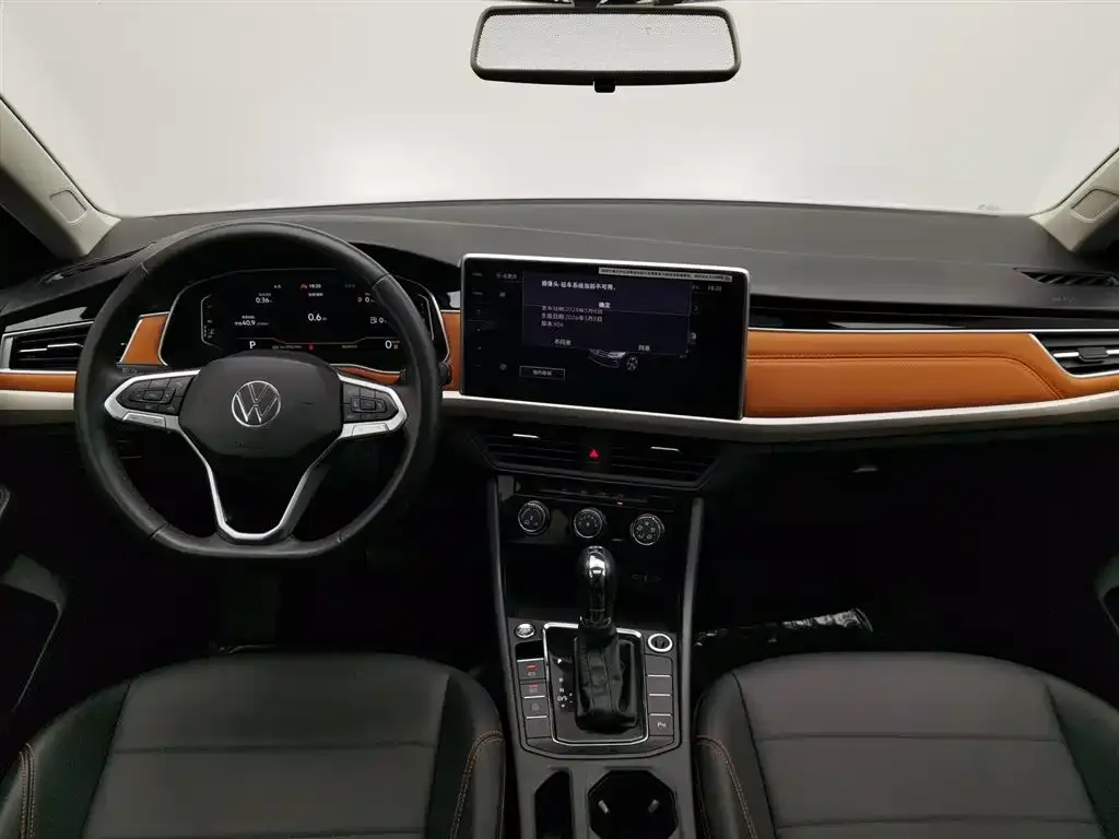 Volkswagen Bora 2024 из CN, фото 8