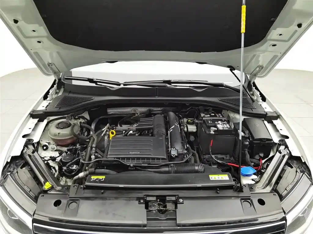 Volkswagen Bora 2024 из CN, фото 5