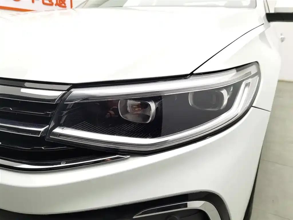Volkswagen Bora 2024 из CN, фото 6