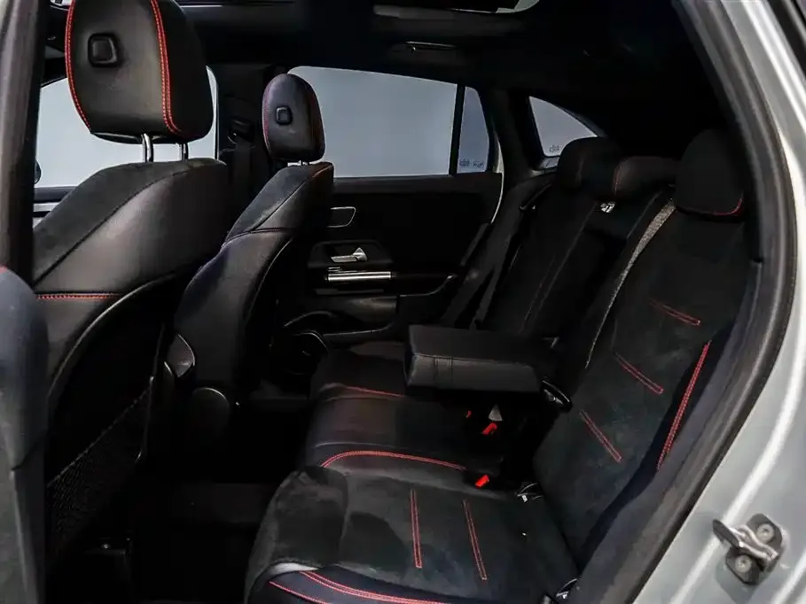 Mercedes-Benz GLA AMG 2024 из CN, фото 10