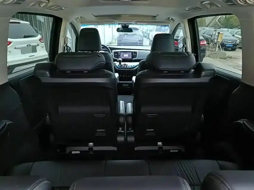 Honda Odyssey 2021 из CN, фото 2