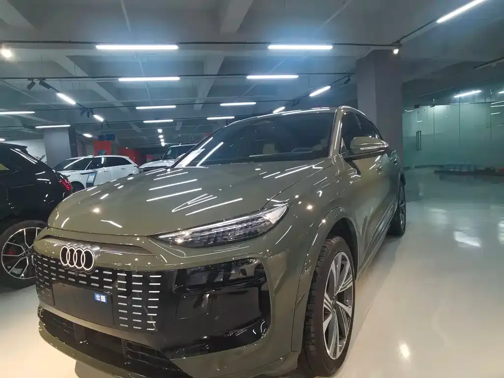 Audi Q6L e-tron 2025 из CN, фото 1