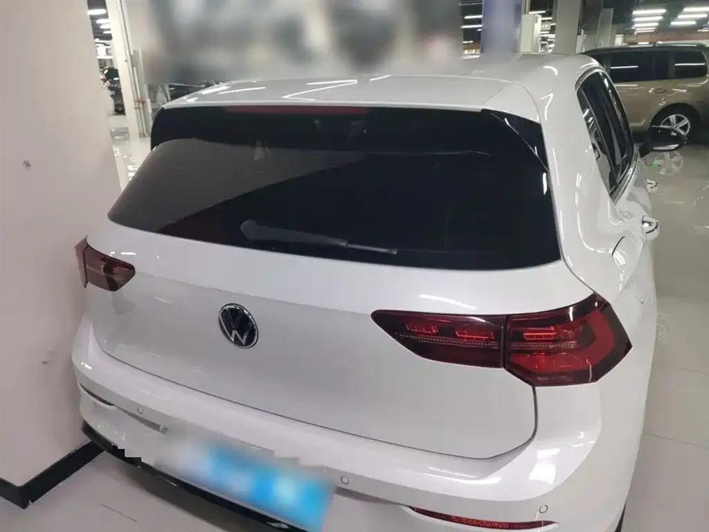 Volkswagen Golf 2022 из CN, фото 3