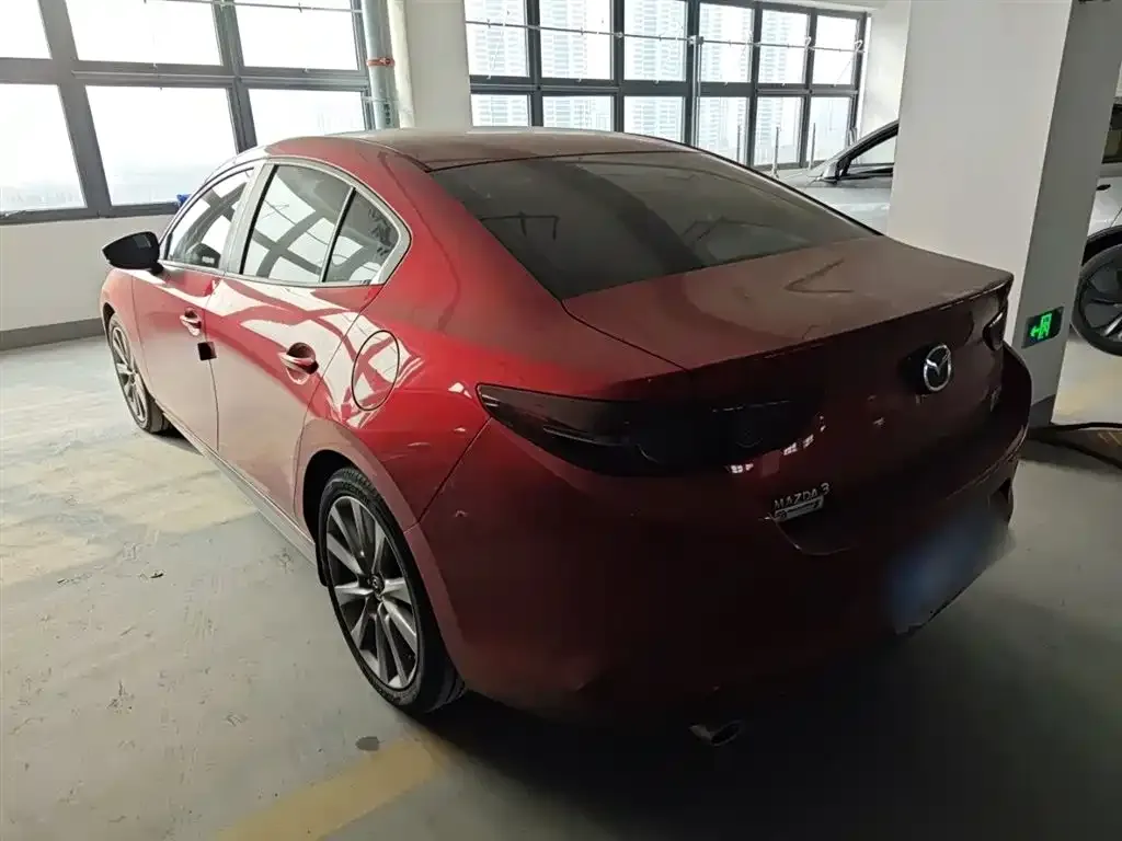 Mazda 3 Axela 2021 из CN, фото 4