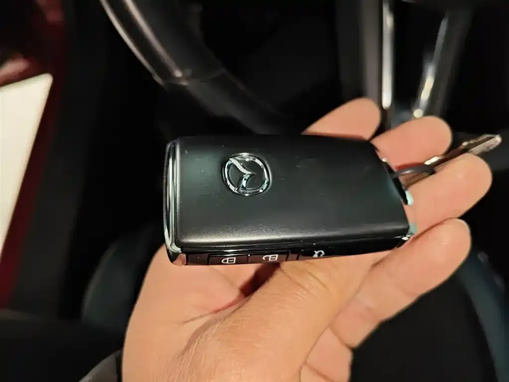 Mazda 3 Axela 2021 из CN, фото 2
