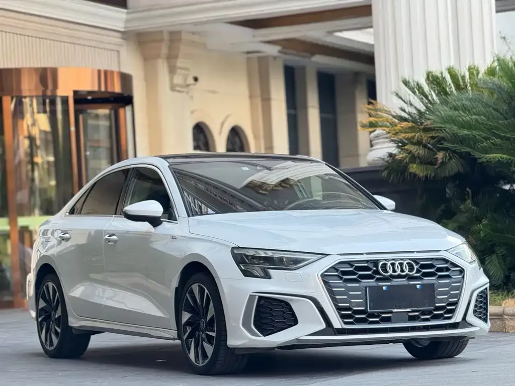 Audi A3 2022 из CN, фото 2