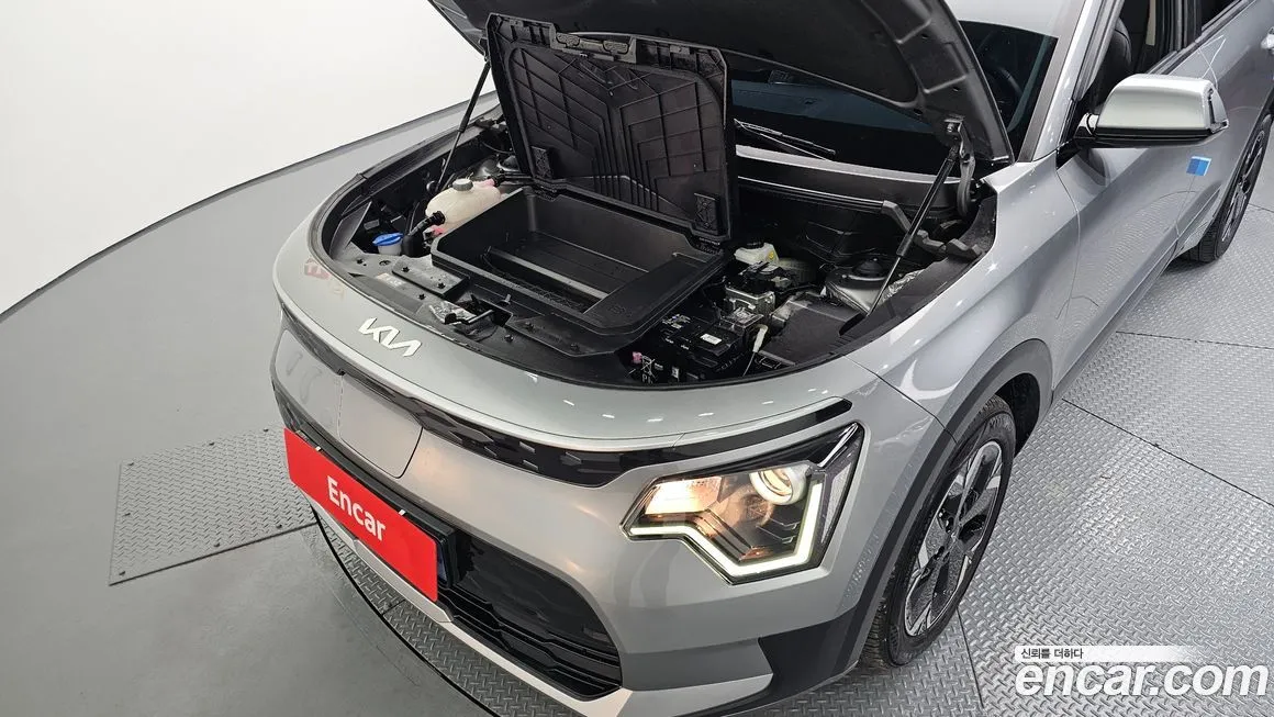 Kia Niro 2023 из KR, фото 8