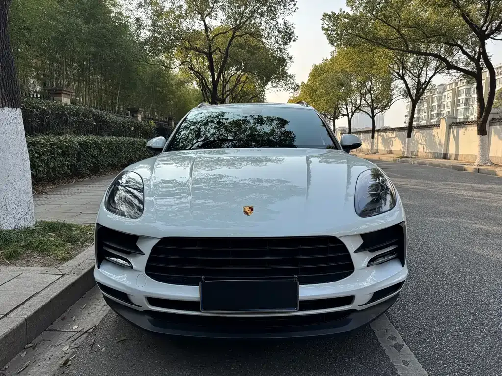 Porsche Macan — фото 9