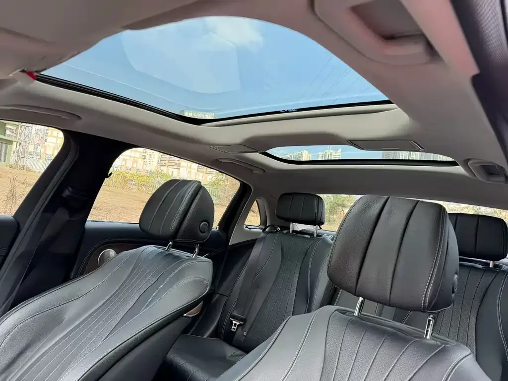 Mercedes-Benz E-Class 2022 из CN, фото 8