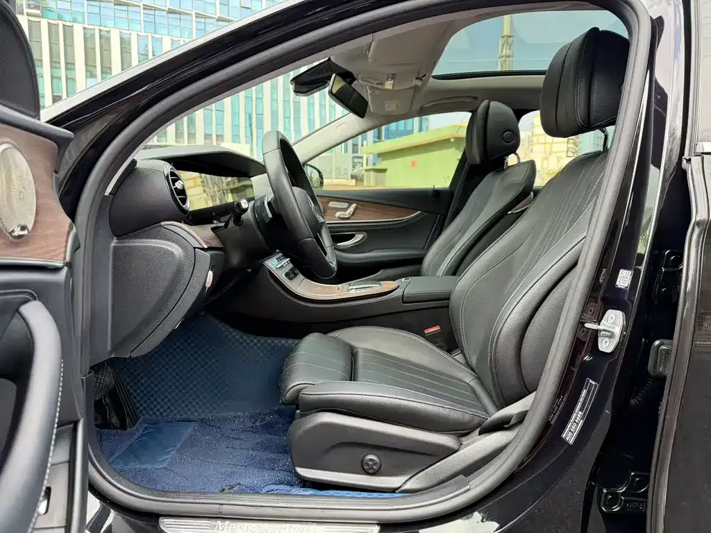 Mercedes-Benz E-Class 2022 из CN, фото 3