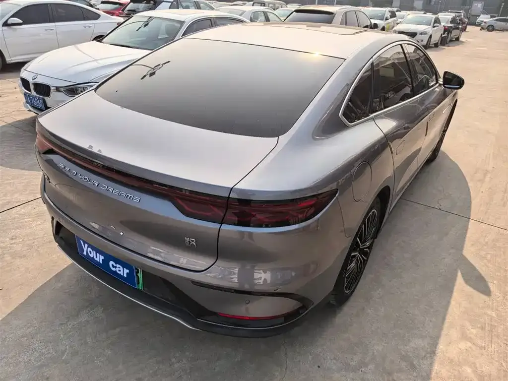 BYD Han — фото 10