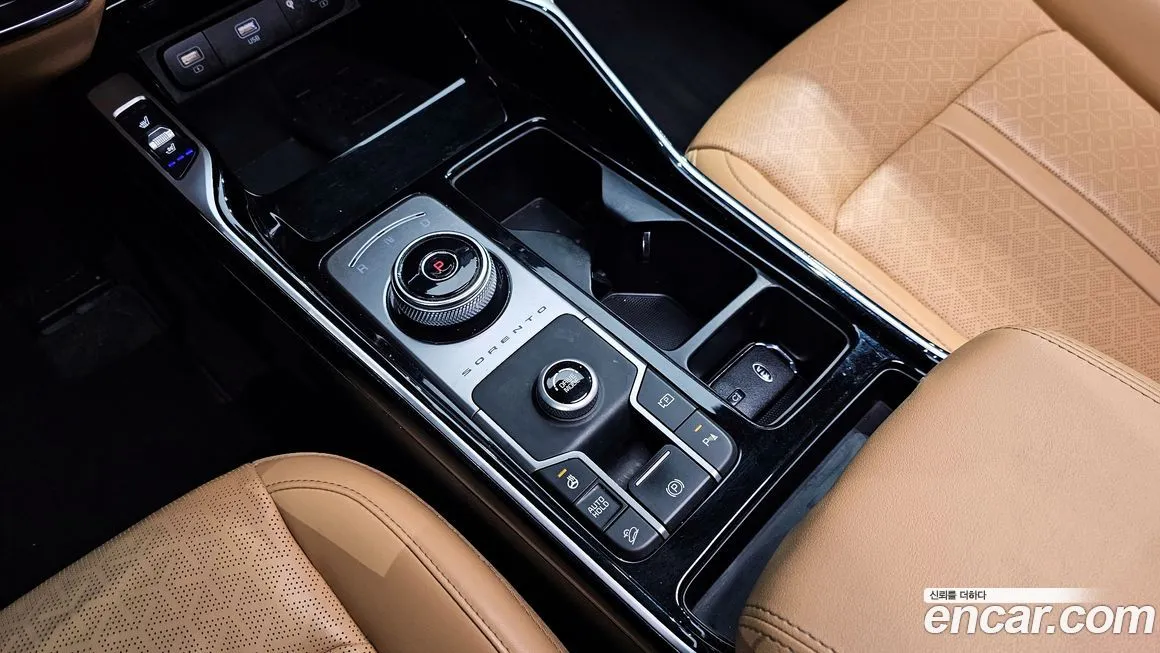 Kia Sorento — фото 9