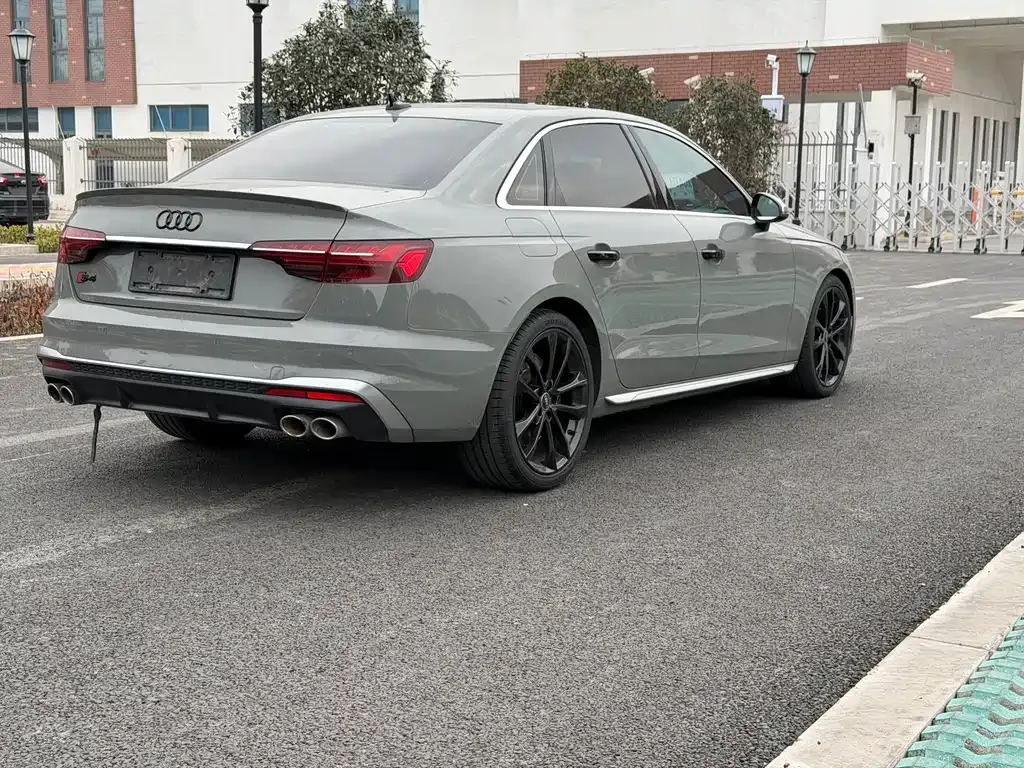 Audi S4 2021 из CN, фото 9