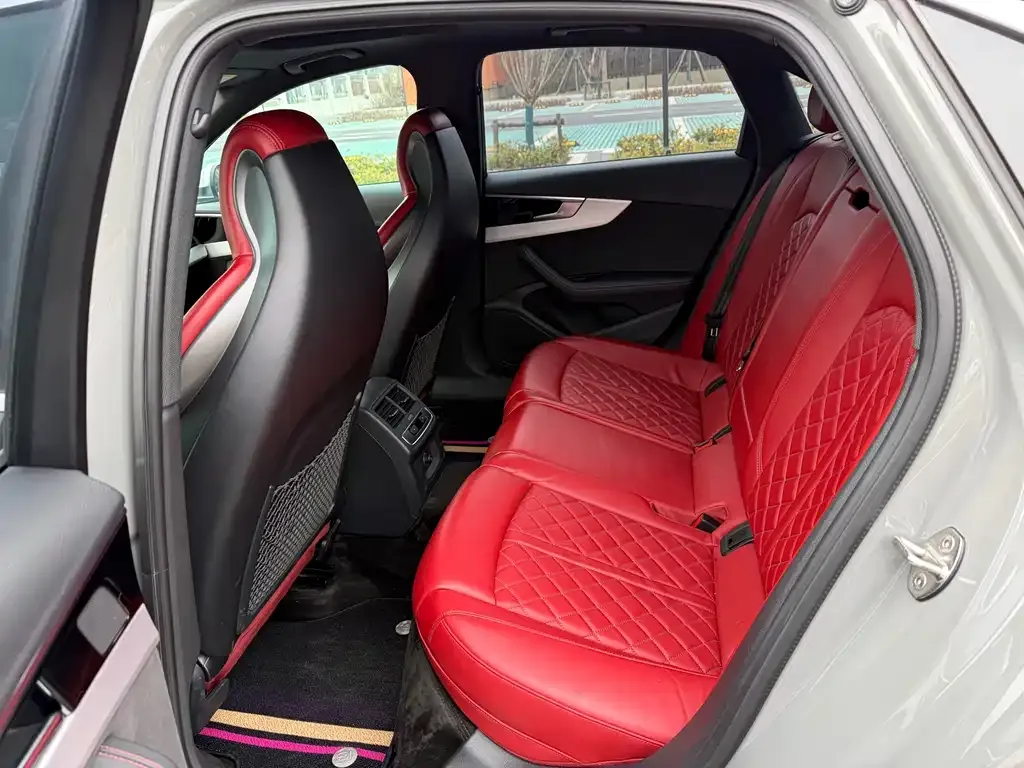 Audi S4 2021 из CN, фото 5