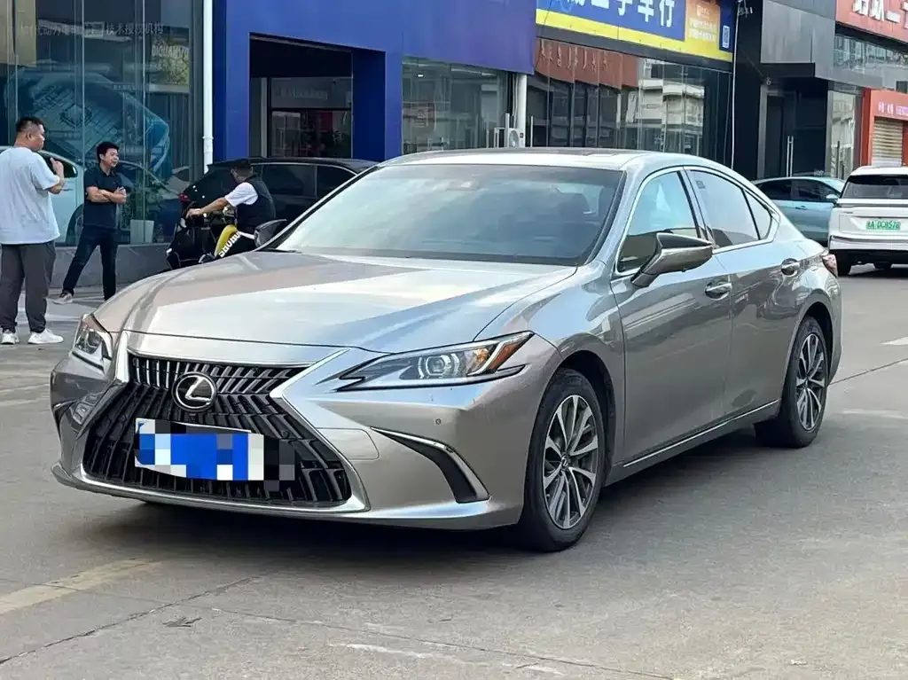 Lexus ES 2022 из CN, фото 1