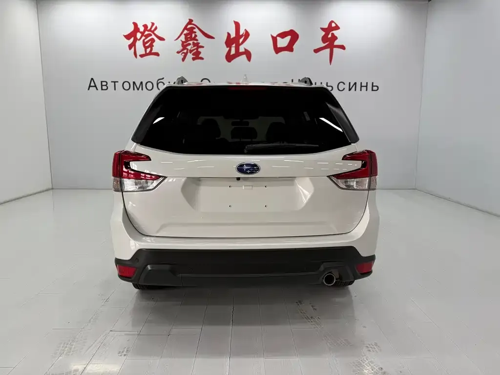 Subaru Forester 2022 из CN, фото 3